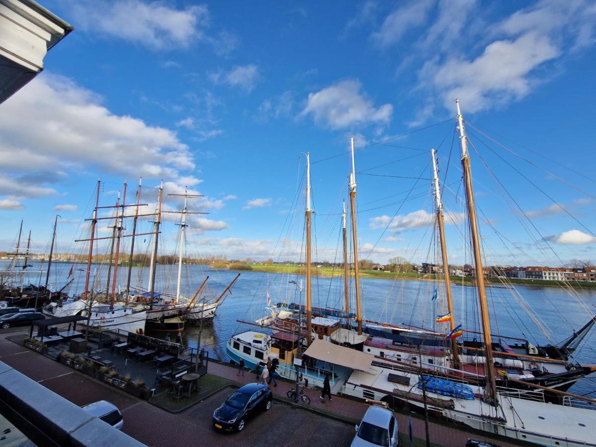 'T Hanzehuys Kampen Luaran gambar