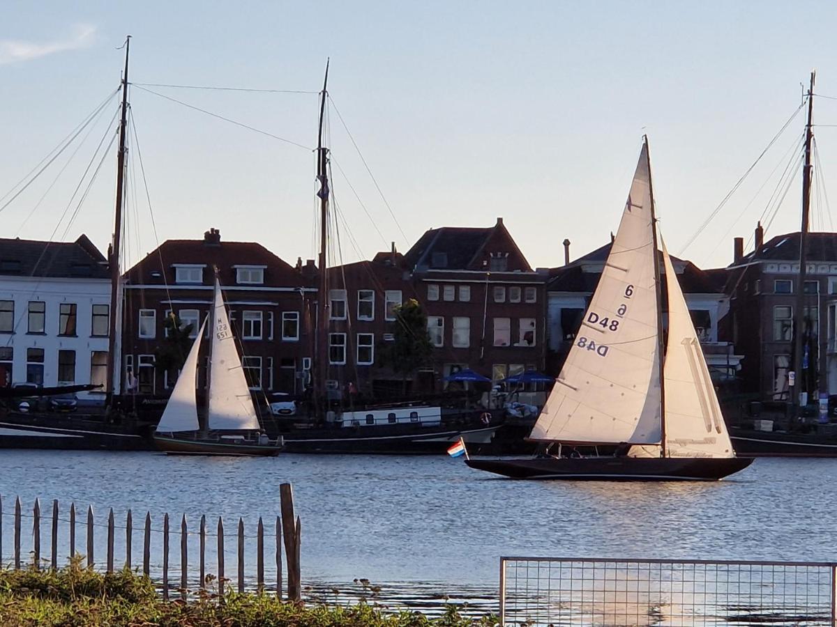 'T Hanzehuys Kampen Luaran gambar