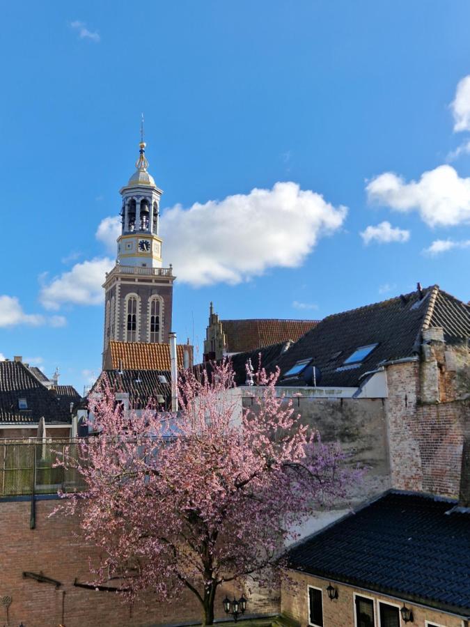 'T Hanzehuys Kampen Luaran gambar